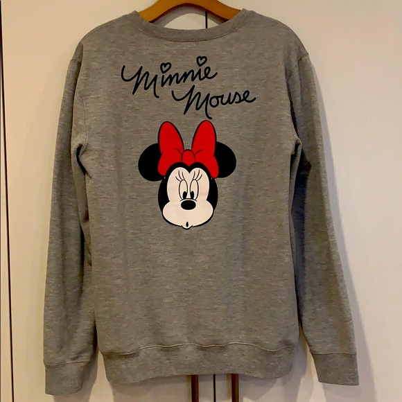 Disney Sweaters - 💕Last deal 💕Minnie Mouse Disney sweater